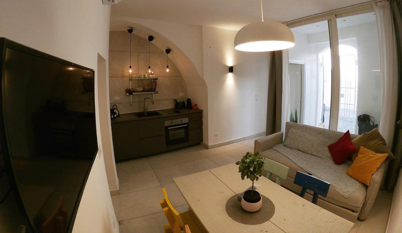 Casa Abbatuzzu Leilighet Acireale Eksteriør bilde